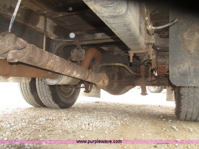 image for item H4683 2008 Ford F350  XL Super Duty flatbed truck