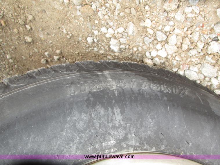 image for item H4683 2008 Ford F350  XL Super Duty flatbed truck