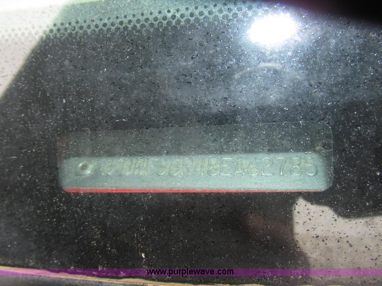 image for item H4683 2008 Ford F350  XL Super Duty flatbed truck