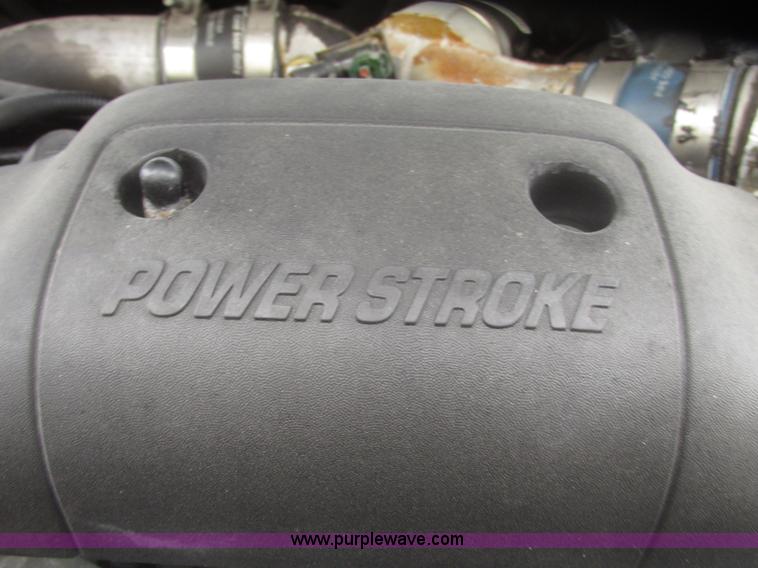 image for item H4684 2001 Ford F350  XL Super Duty flatbed truck