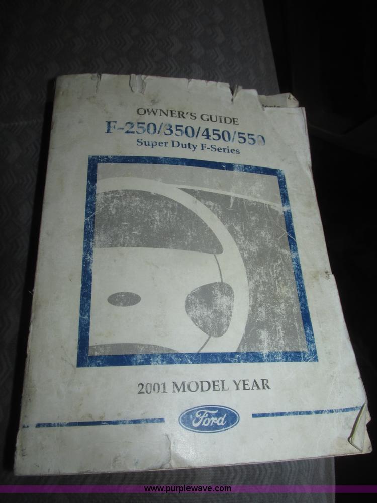 image for item H4685 2001 Ford F350 Super Duty XL flatbed truck