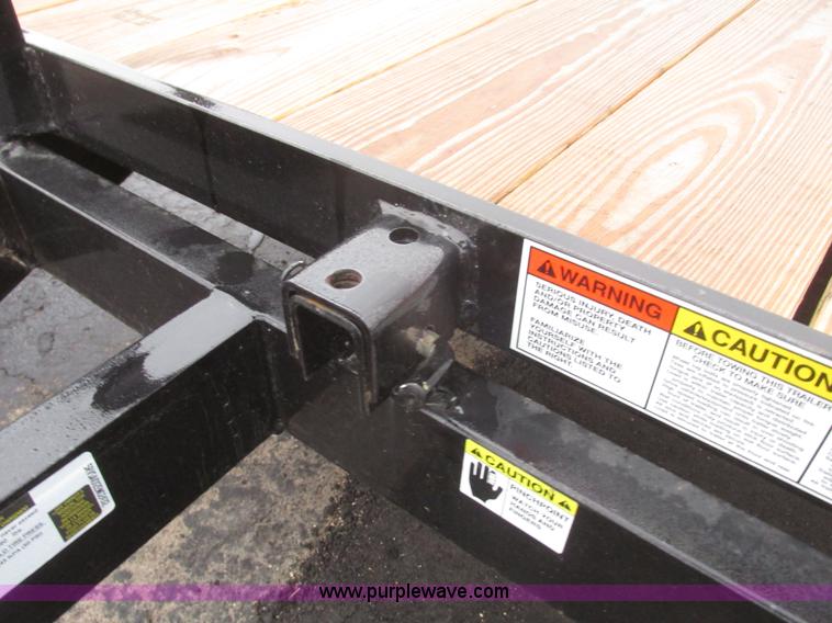 image for item H4686 2014 Lamar tilt deck trailer
