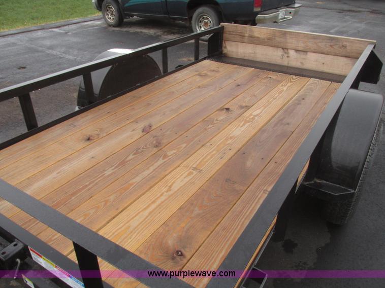 image for item H4686 2014 Lamar tilt deck trailer