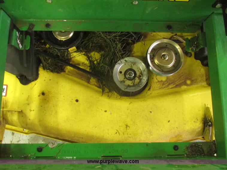 image for item H4689 2009 John Deere Z445 EZ Track riding lawn mower