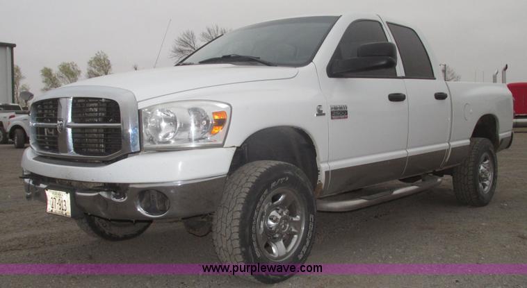 image for item H4698 2007 Dodge Ram 2500 SLT Quad Cab pickup truck