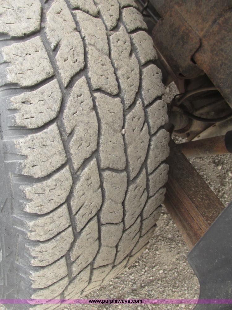 image for item H4698 2007 Dodge Ram 2500 SLT Quad Cab pickup truck