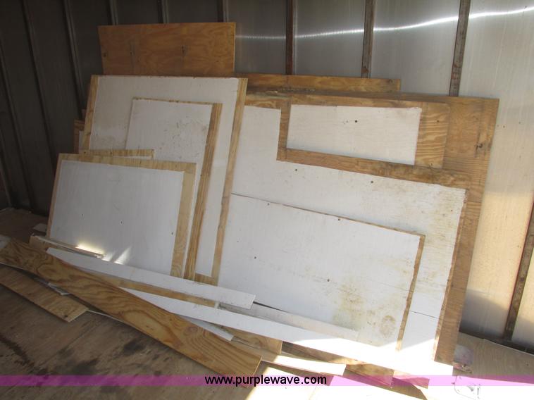 image for item H4699 2013 Freedom cargo trailer