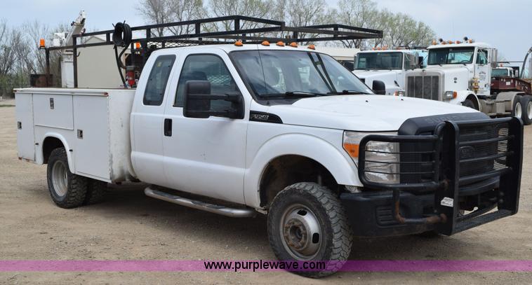 image for item H5214 2012 Ford F350 Super Duty Super Cab service truck