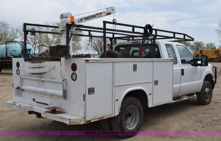 image for item H5214 2012 Ford F350 Super Duty Super Cab service truck