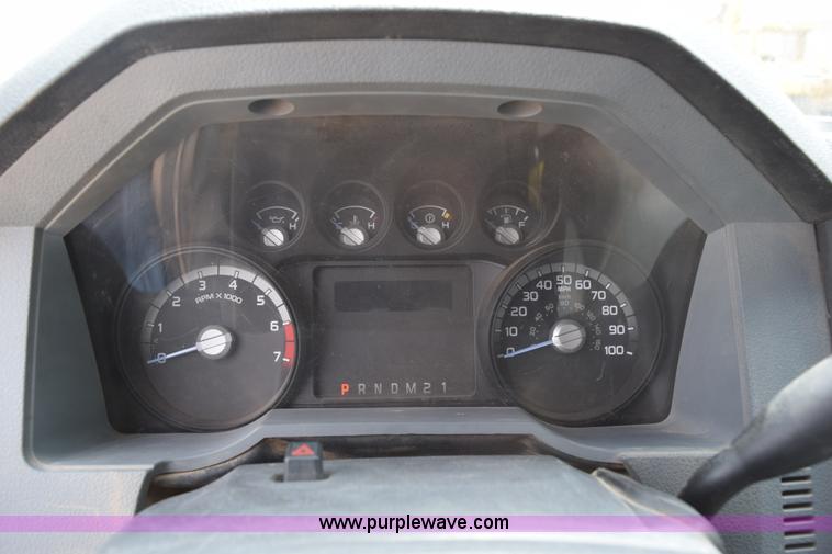 image for item H5214 2012 Ford F350 Super Duty Super Cab service truck