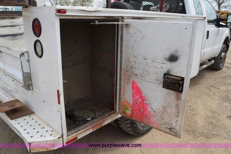 image for item H5214 2012 Ford F350 Super Duty Super Cab service truck