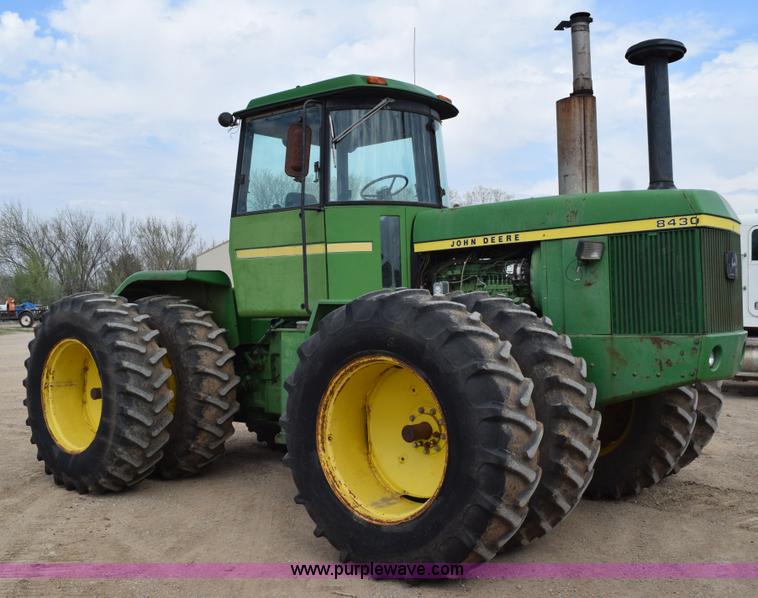 image for item H5216 1976 John Deere 8430 4WD tractor