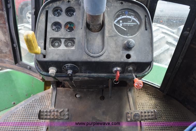 image for item H5216 1976 John Deere 8430 4WD tractor