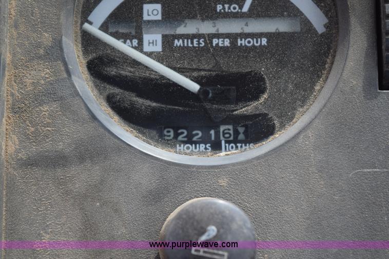 image for item H5216 1976 John Deere 8430 4WD tractor