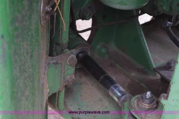 image for item H5216 1976 John Deere 8430 4WD tractor