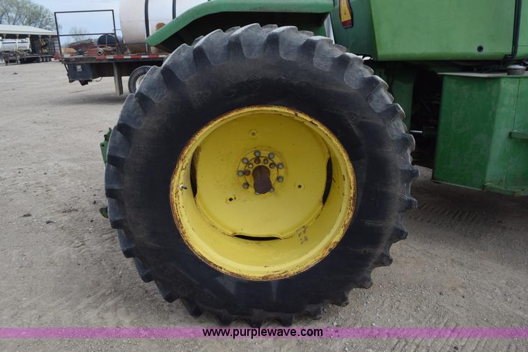 image for item H5216 1976 John Deere 8430 4WD tractor