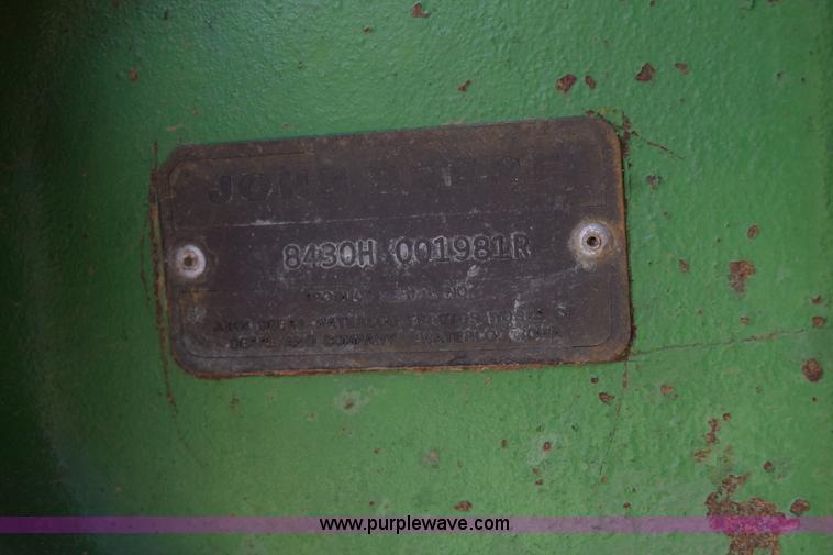 image for item H5216 1976 John Deere 8430 4WD tractor