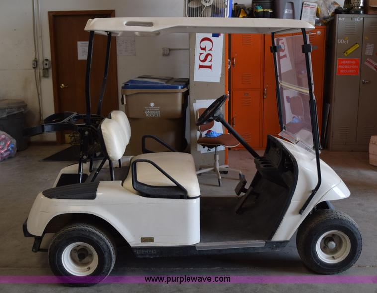 image for item H5228 Ez-go golf cart
