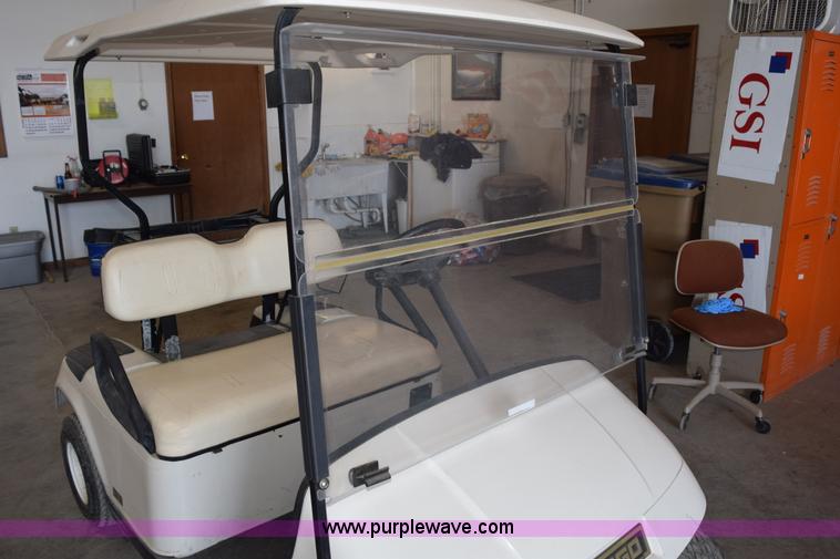 image for item H5228 Ez-go golf cart