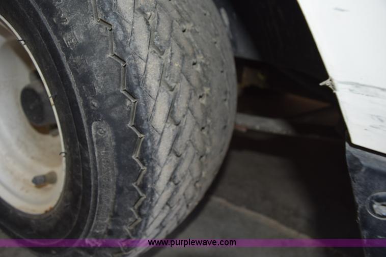 image for item H5228 Ez-go golf cart