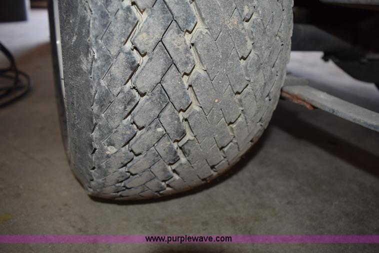 image for item H5228 Ez-go golf cart