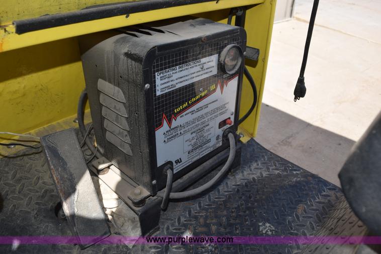 image for item H5231 Ez-go XI-875 cart