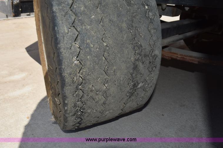 image for item H5231 Ez-go XI-875 cart