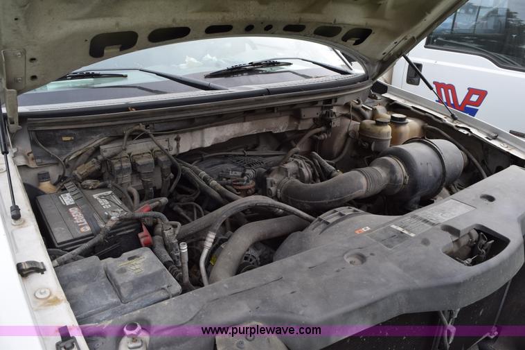 image for item H5244 2006 Ford F150 pickup truck