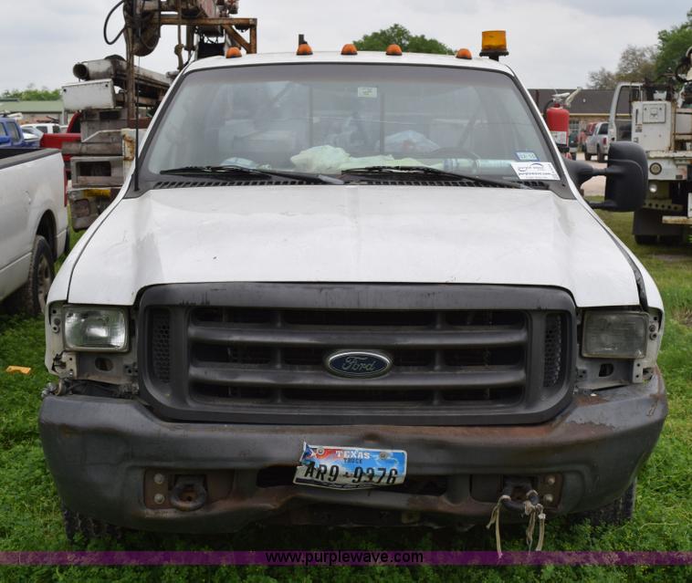 image for item H5245 2000 Ford F350 Super Duty utility truck