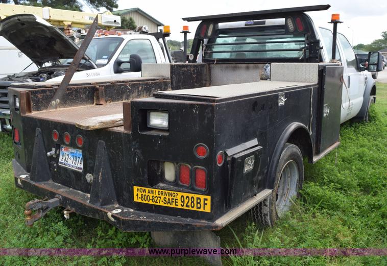 image for item H5247 2008 Ford F550 Crew Cab flatbed truck