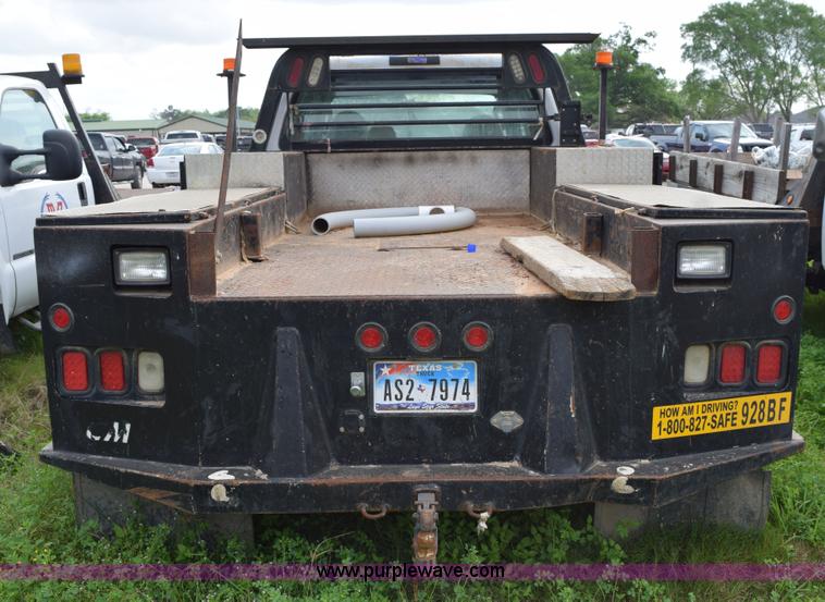 image for item H5247 2008 Ford F550 Crew Cab flatbed truck
