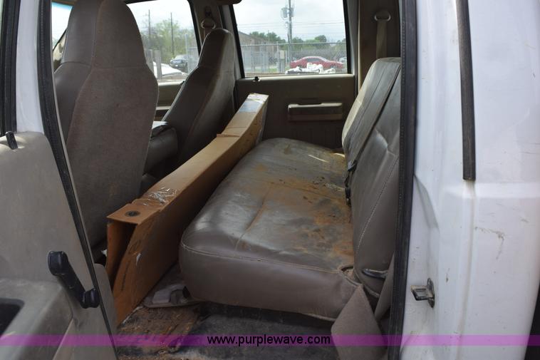 image for item H5247 2008 Ford F550 Crew Cab flatbed truck