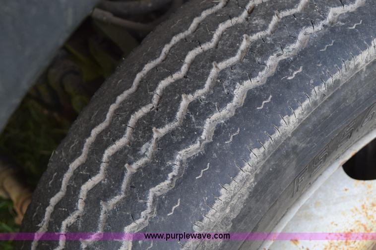 image for item H5247 2008 Ford F550 Crew Cab flatbed truck