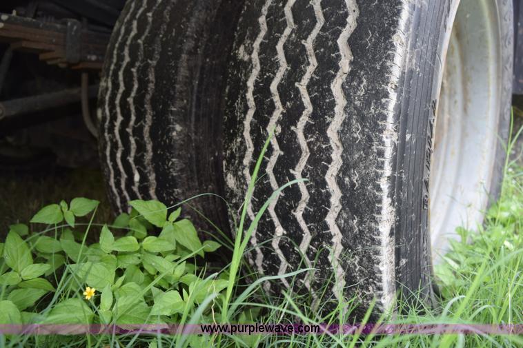 image for item H5247 2008 Ford F550 Crew Cab flatbed truck