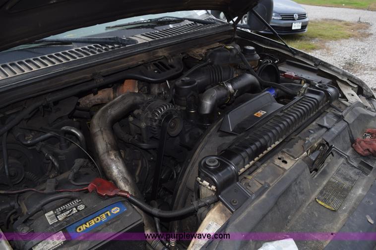 image for item H5250 2006 Ford F350 Super Duty Crew Cab utility truck