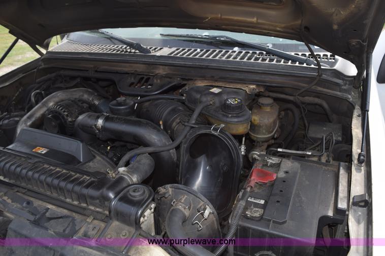 image for item H5250 2006 Ford F350 Super Duty Crew Cab utility truck