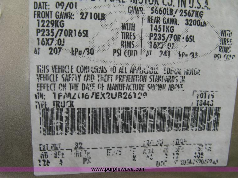 image for item H8666 2002 Ford Explorer Sport Track SUV