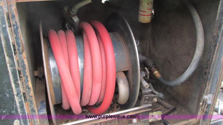 image for item I3057 Lube truck bed