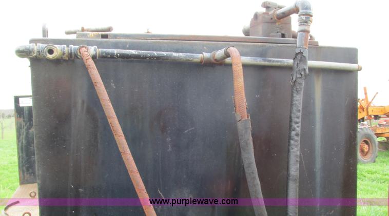 image for item I3057 Lube truck bed