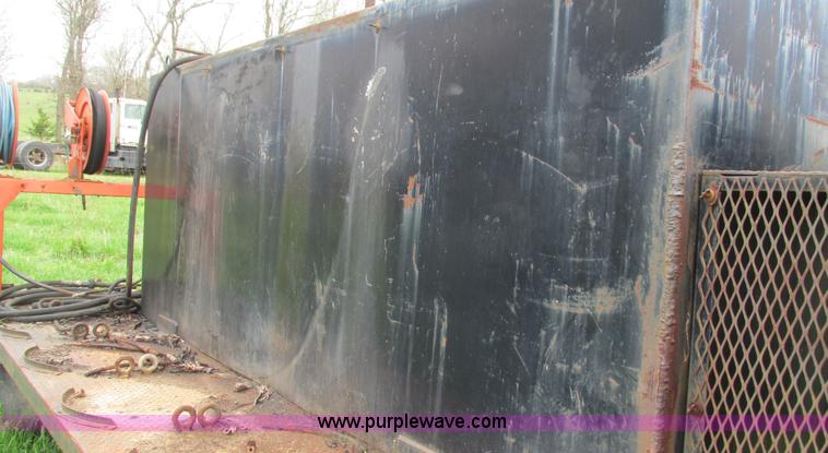 image for item I3057 Lube truck bed