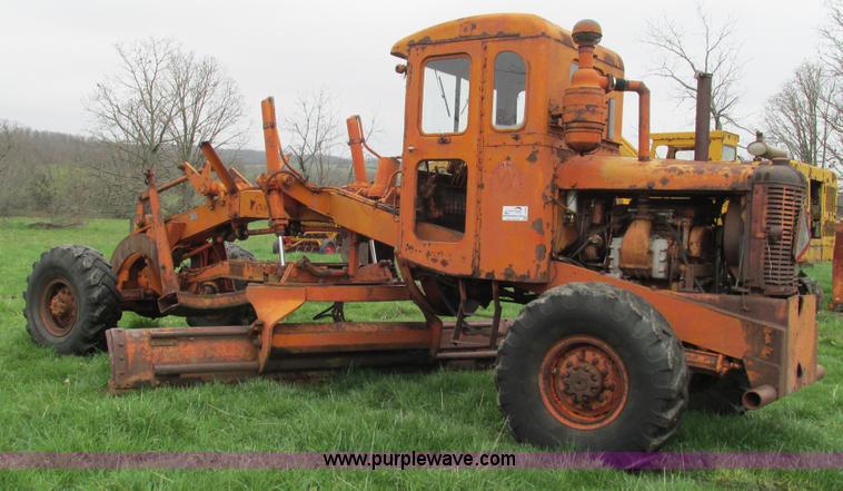 image for item I3058 Austin Western motor grader