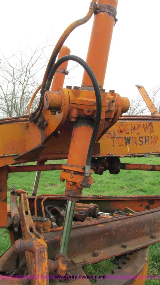 image for item I3058 Austin Western motor grader