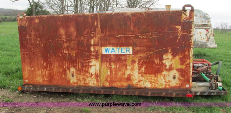 image for item I3060 Water tank bed