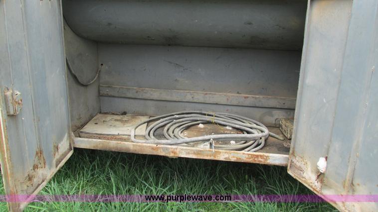 image for item I3061 1979 Chevrolet C70 Custom Deluxe fuel truck