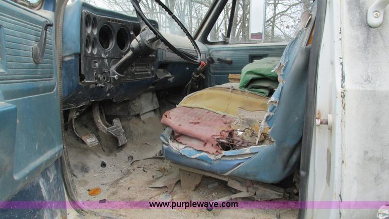 image for item I3061 1979 Chevrolet C70 Custom Deluxe fuel truck