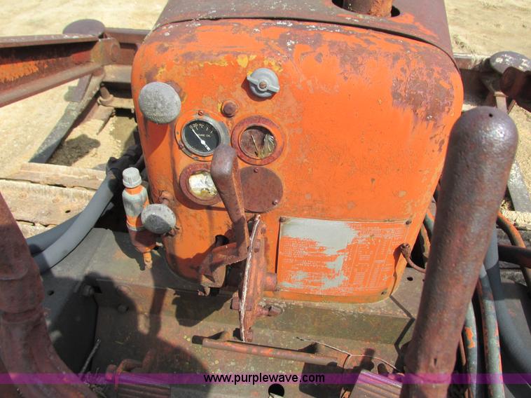 image for item I3765 Allis Chalmers HD5 dozer