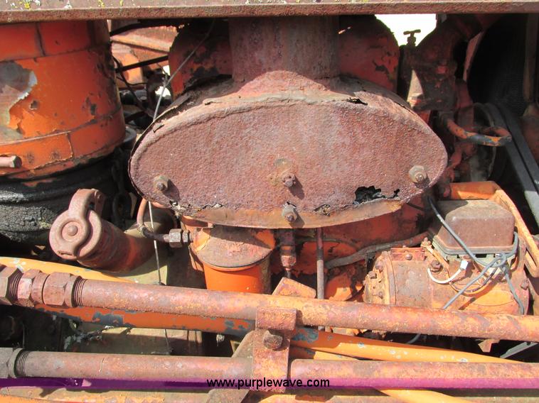 image for item I3765 Allis Chalmers HD5 dozer