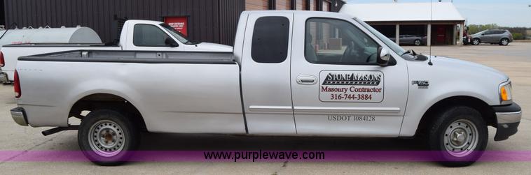 image for item J6678 2001 Ford F150 XLT SuperCab pickup truck