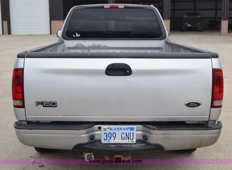 image for item J6678 2001 Ford F150 XLT SuperCab pickup truck