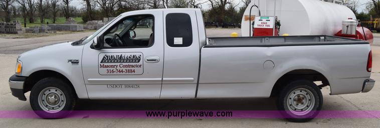 image for item J6678 2001 Ford F150 XLT SuperCab pickup truck